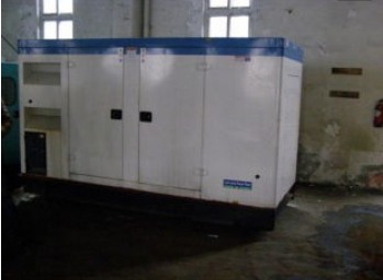 社旗县康明斯150kw大型柴油二手发电机组 社旗县康明斯150kw大型柴油二手发电机组